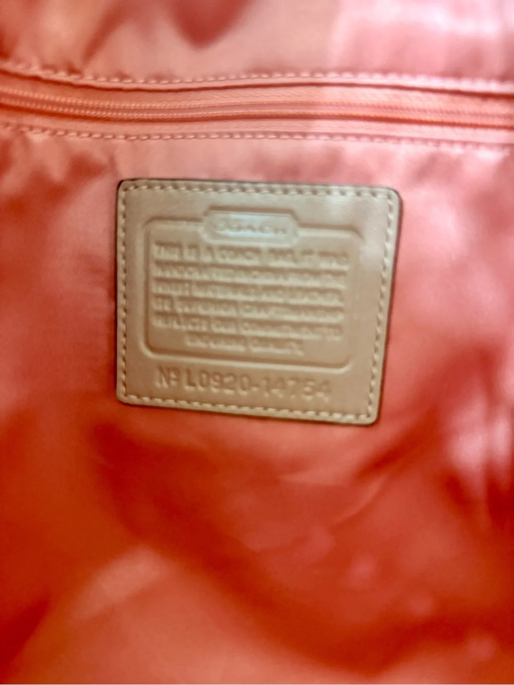 Rare!! NWOT - Coach Kristin Pocket Tote (L0820-14754) - Picture 13 of 16